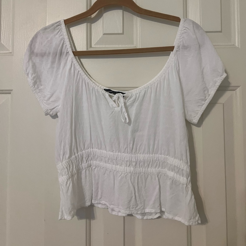 Abercrombie & Fitch White Top